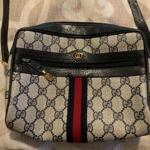 Authentic Gucci Crossbody